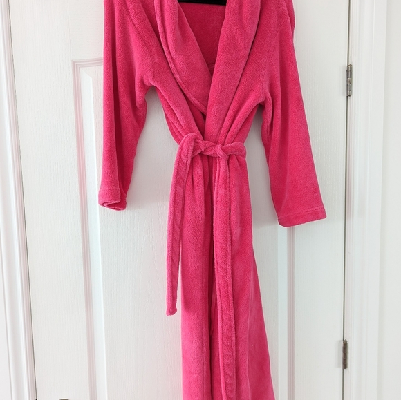 Beautiful and soft long pink bath robe - Picture 2 of 3